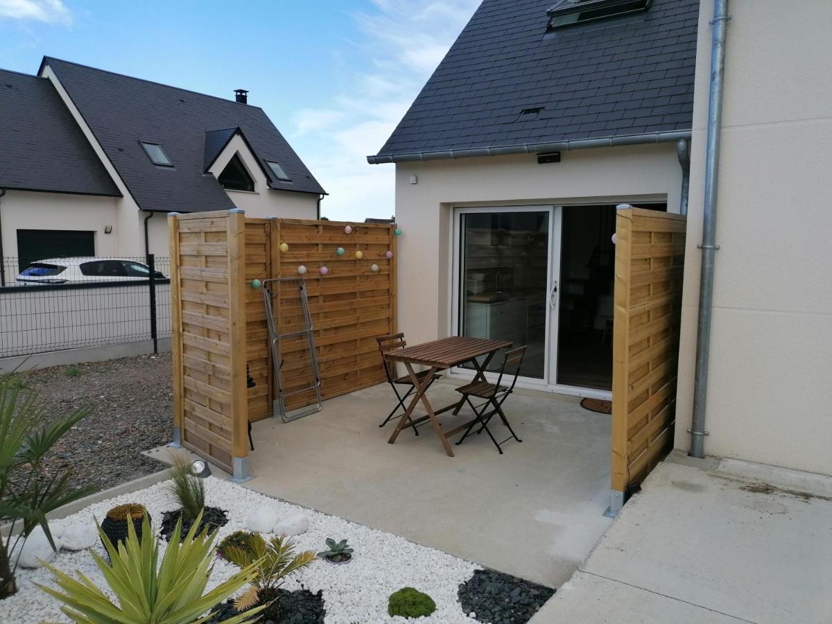 Appartement dans maison neuve cosy avec terrasse 5 mn de Bayeux et 10 mn plage du débarquement Sommervieu Extérieur photo