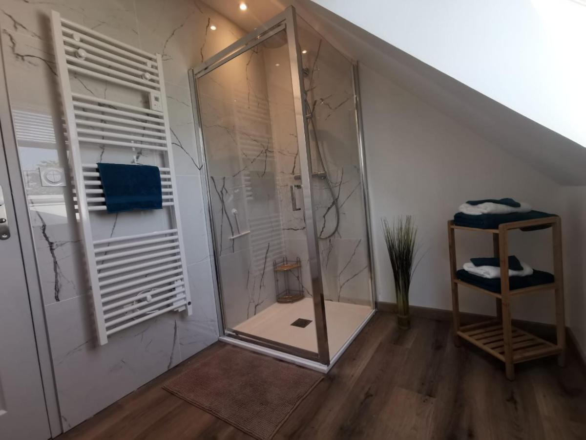 Appartement dans maison neuve cosy avec terrasse 5 mn de Bayeux et 10 mn plage du débarquement Sommervieu Extérieur photo